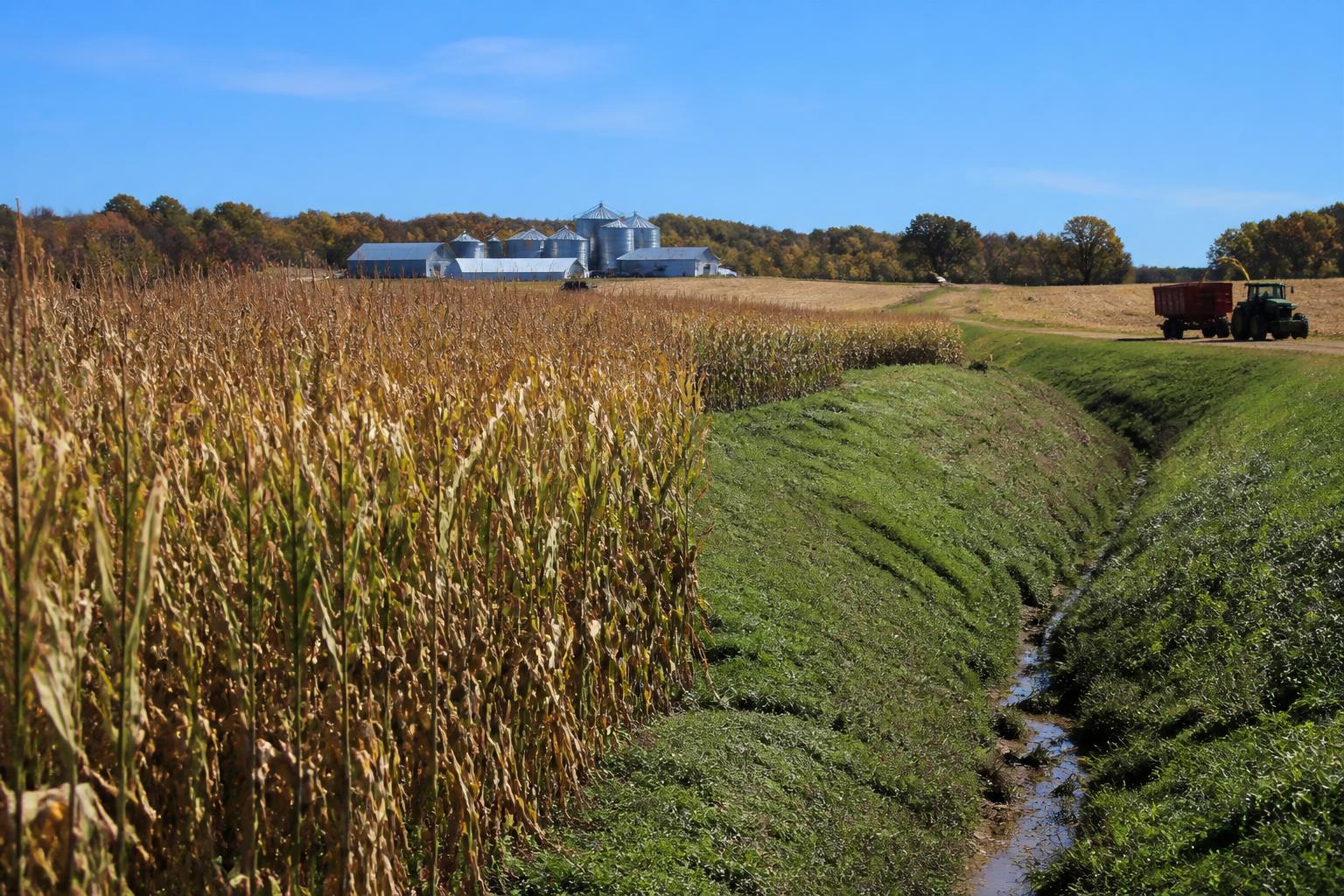 Managing Fertilizer Uncertainty as Wisconsin Harvest Operations Begin - AgroPost