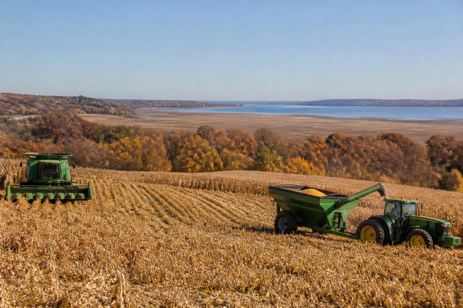 Fall Logistics Update: Navigating Mississippi River Water Levels and Harvest Flow - AgroPost